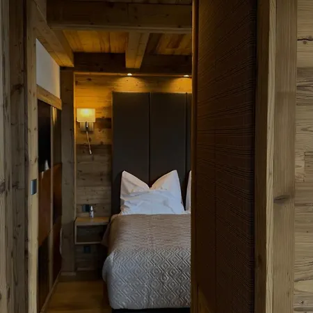Svist View Of The Tatras From A Private Sauna *
